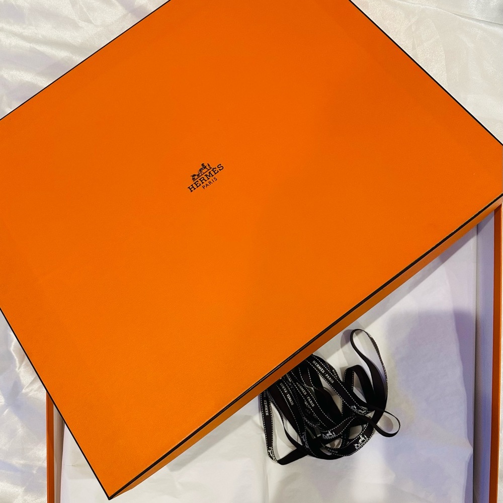 LARGE hermes box